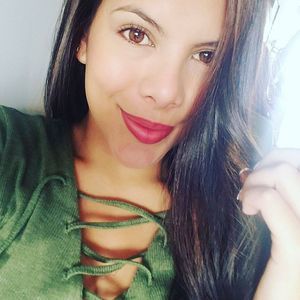 Meet your Posher, Manuela